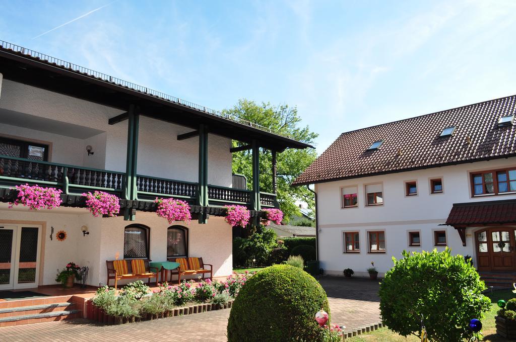 Landhaus Cornelia Bad Birnbach Exterior photo